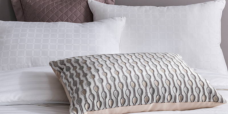 Can You Keep Sheets Cool In Summer With Silk Bedding?