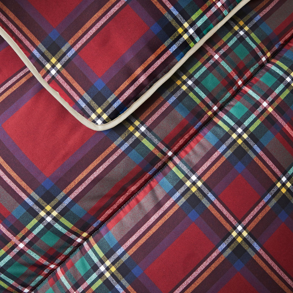 Night Lark Classic Tartan Berry Red Coverless Duvet Detail