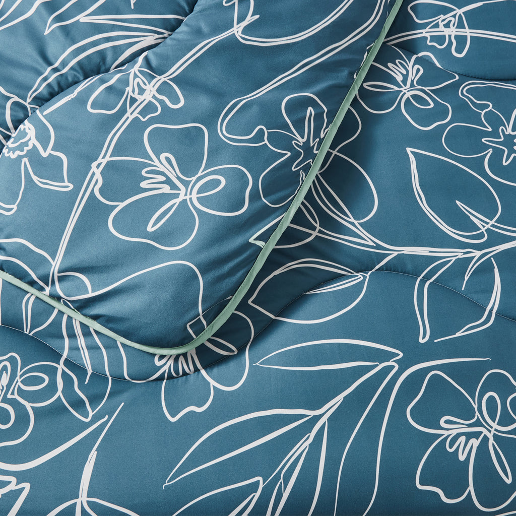 Night Lark/ Night Owl Monochrome Garden Coverless Duvet Detail Teal