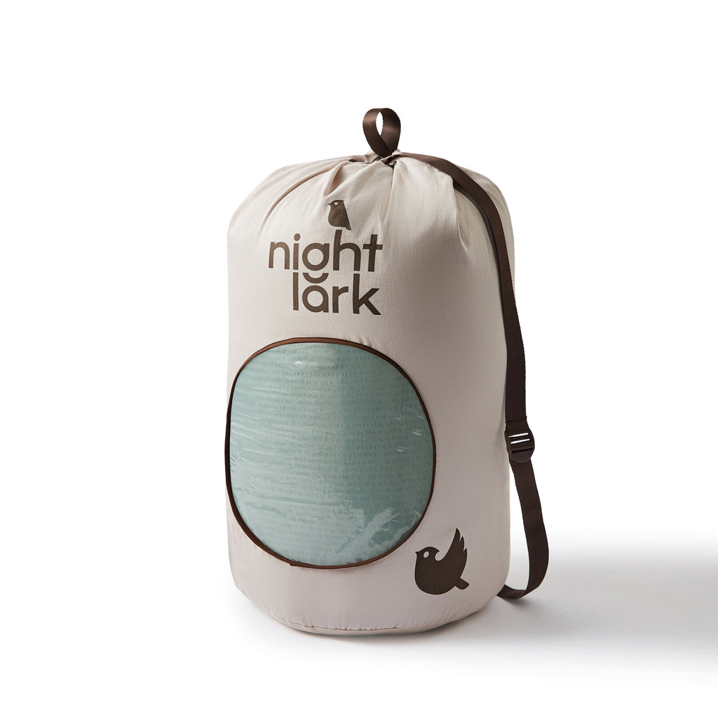 Night Lark/ Night Owl Meadow Green Seersucker Coverless Duvet in Duffle Bag