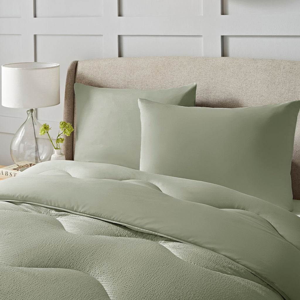 Night Lark® Seersucker Coverless Duvet Set Olive Green Pillowcases