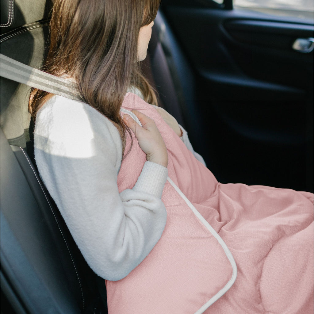 Night Lark Mini-Duvet Lifestyle Dusk Pink In the Car